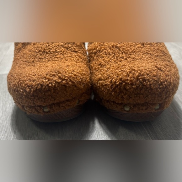 KORKS Women's Teddy Comfort Faux Shearling Clogs Size 9M - Picture 5 of 8